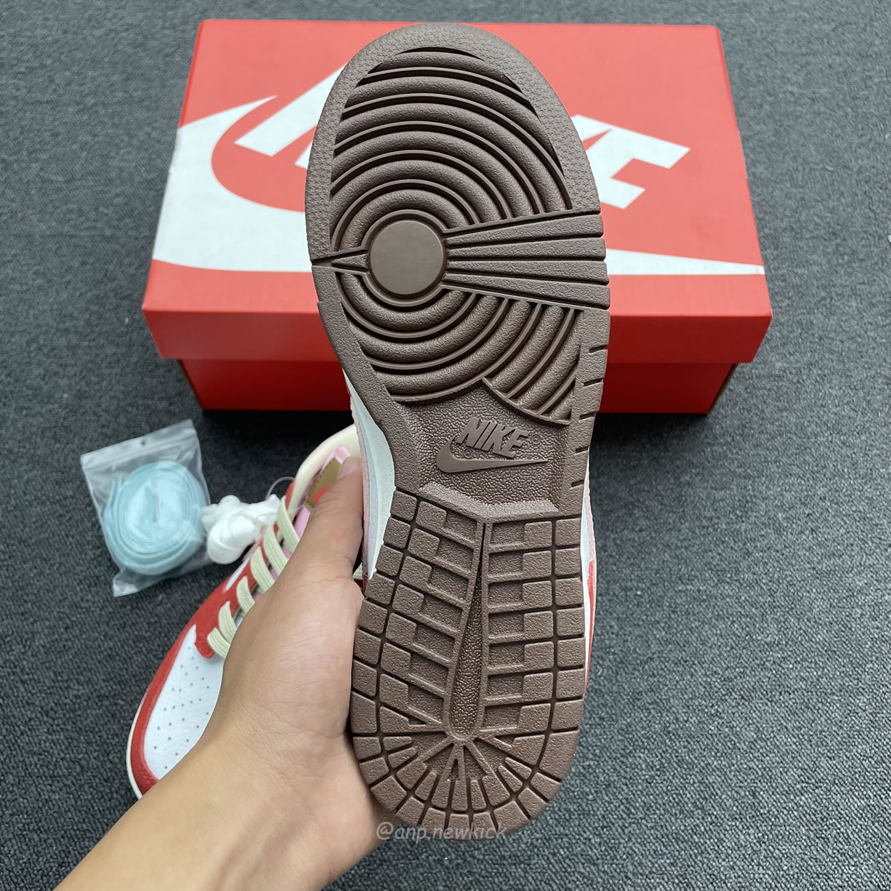 Nike Dunk Low Prm Bacon Womens Fb7910 600 (15) - www.newkick.vip