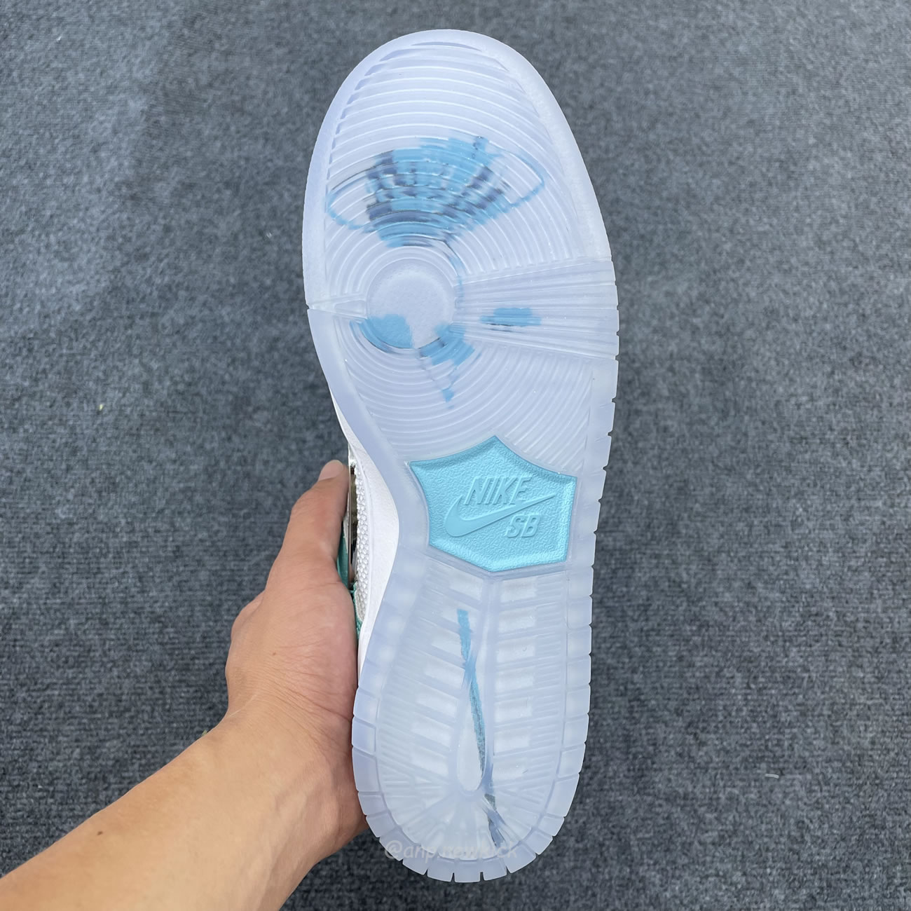 Nike Sb Dunk Low April Skateboards Fd2562 400 (3) - www.newkick.vip