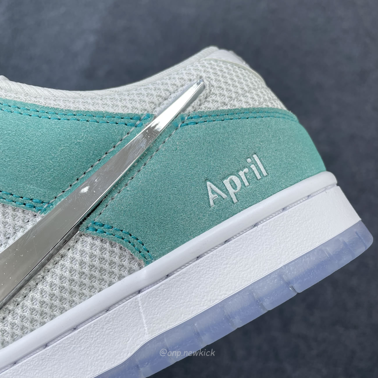 Nike Sb Dunk Low April Skateboards Fd2562 400 (4) - www.newkick.vip