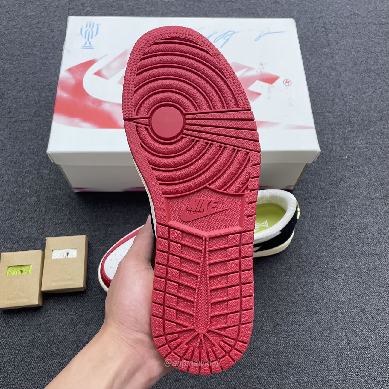 Air Jordan 1 Retro Low Og Trophy Room Away Fn0432 100 (3) - www.newkick.vip Air Jordan 1 Retro Low Og Trophy Room Away Fn0432 100 (3) - www.newkick.vip