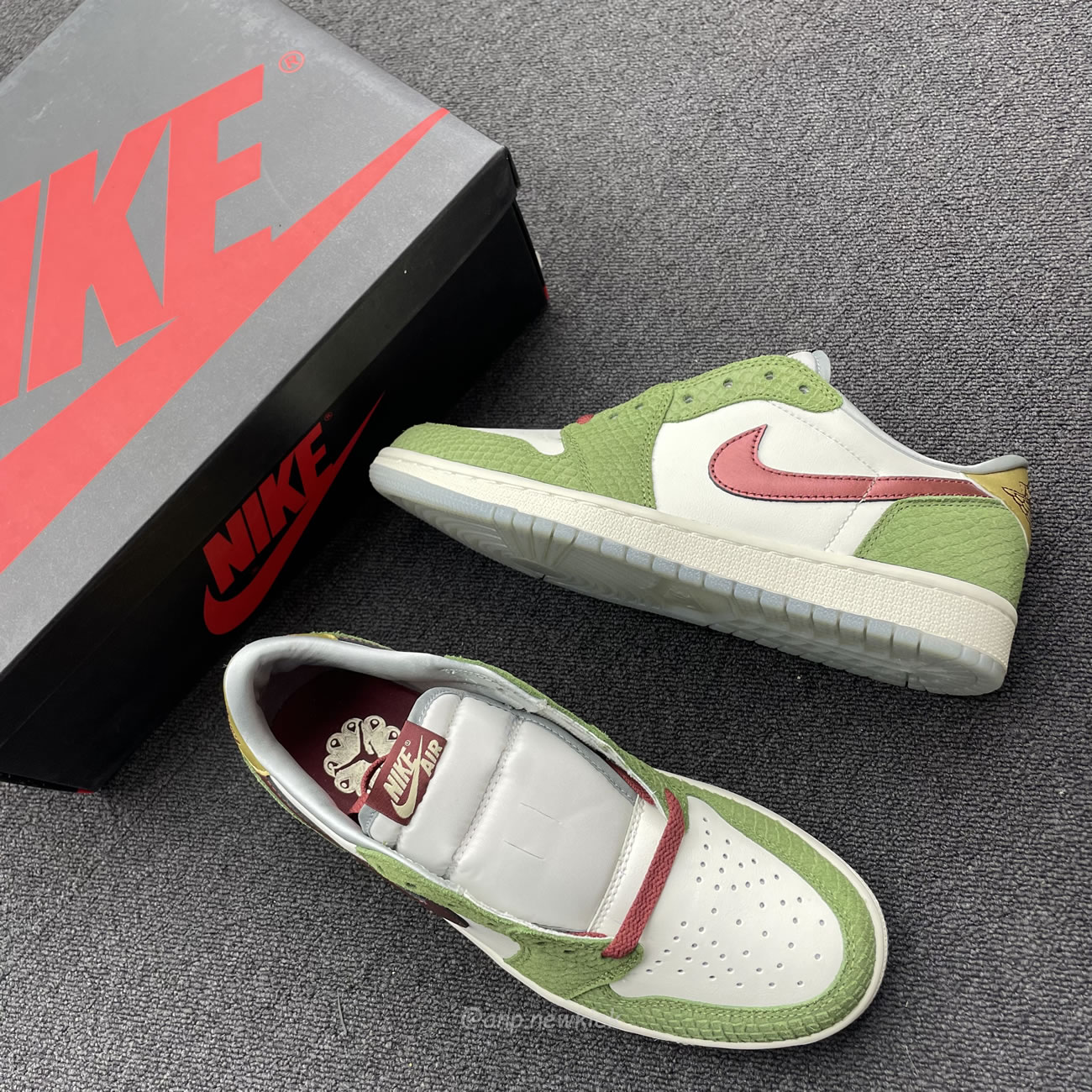 Air Jordan 1 Low Og Year Of The Dragon Fn3727 100 (5) - www.newkick.vip Air Jordan 1 Low Og Year Of The Dragon Fn3727 100 (5) - www.newkick.vip