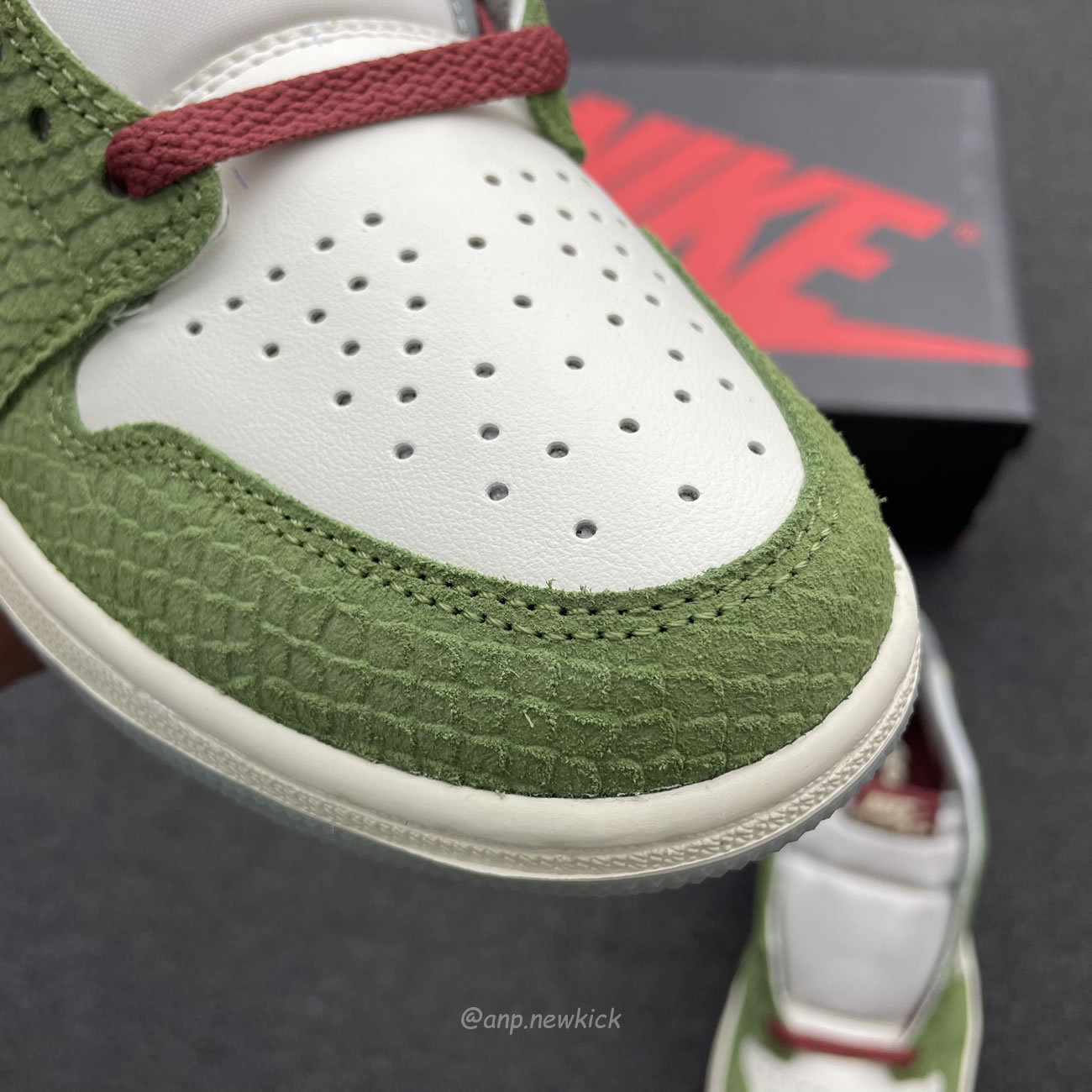 Air Jordan 1 Low Og Year Of The Dragon Fn3727 100 (9) - www.newkick.vip Air Jordan 1 Low Og Year Of The Dragon Fn3727 100 (9) - www.newkick.vip