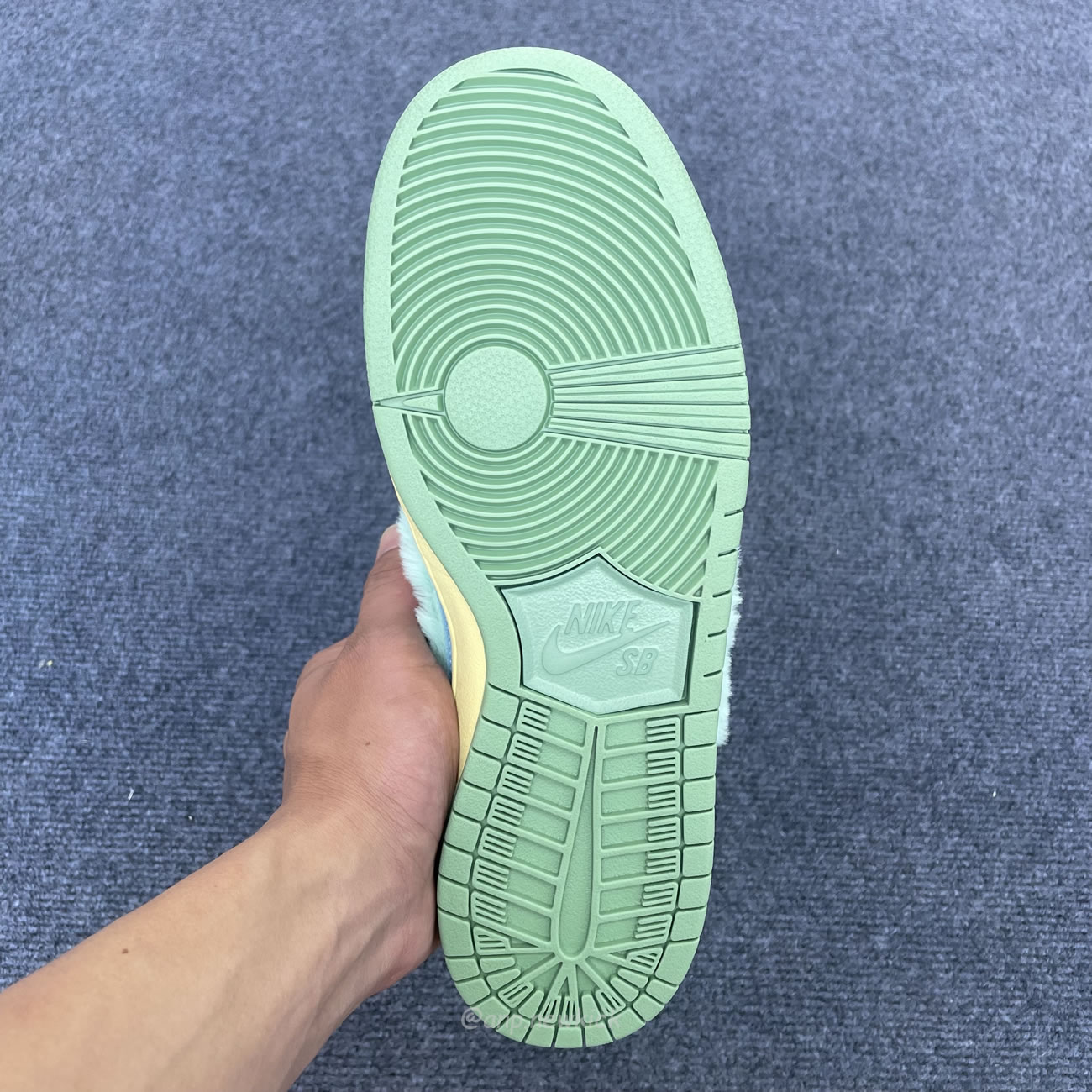 Nike Sb Dunk Low Verdy Visty Fn6040 400 (4) - www.newkick.vip