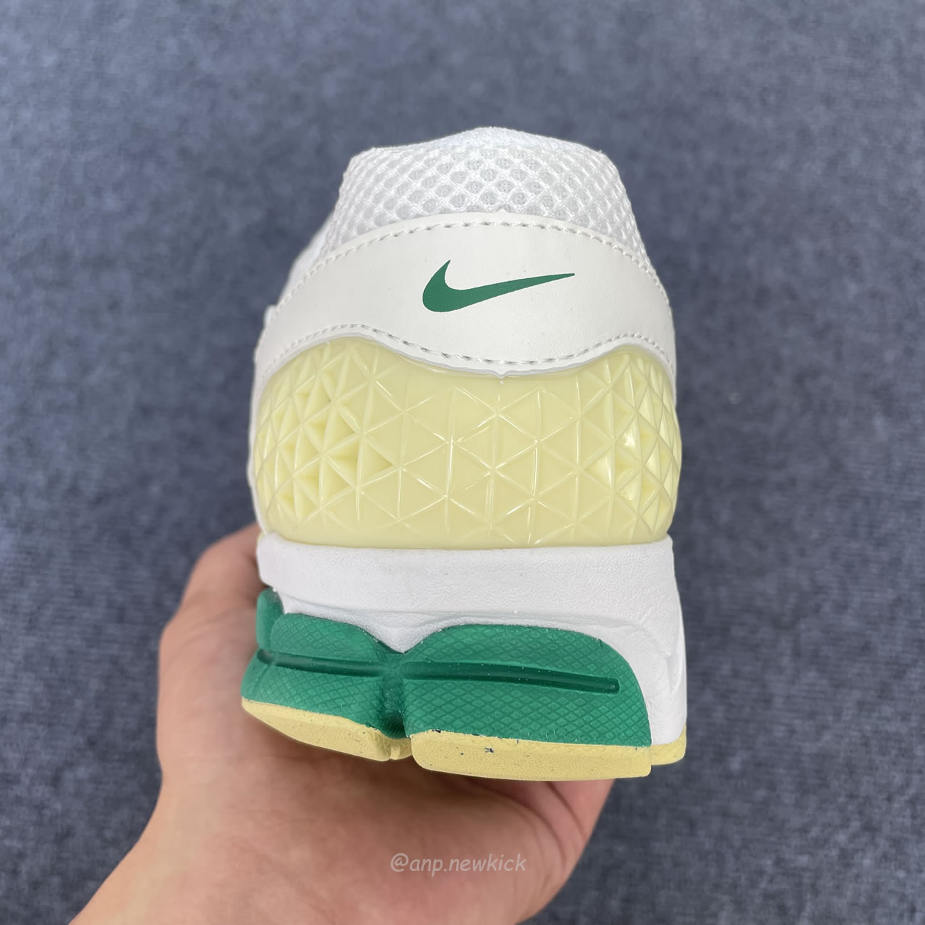Nike Zoom Vomero 5 Malachite Alabaster Fn8361 100 (10) - www.newkick.vip