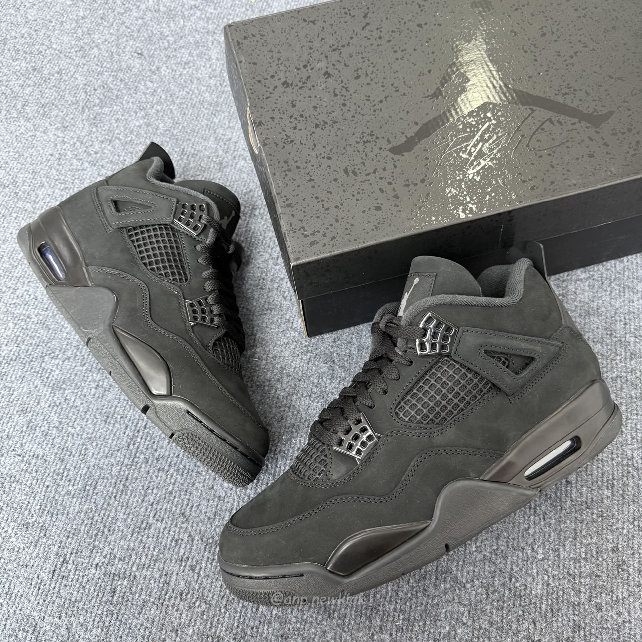 Air Jordan 4 Retro Black Cat 2025 Fv5029 010 (11) - www.newkick.vip