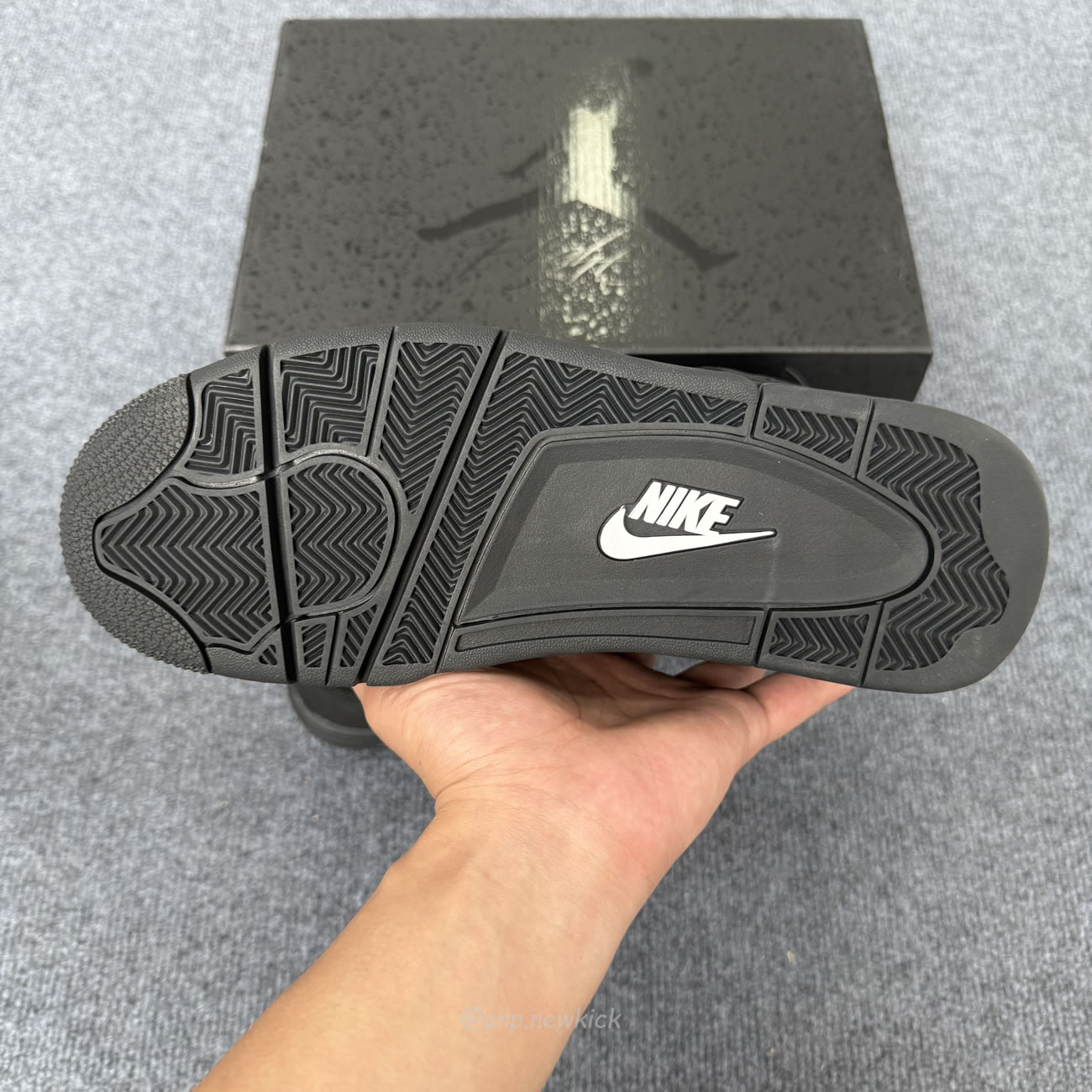 Air Jordan 4 Retro Black Cat 2025 Fv5029 010 (4) - www.newkick.vip