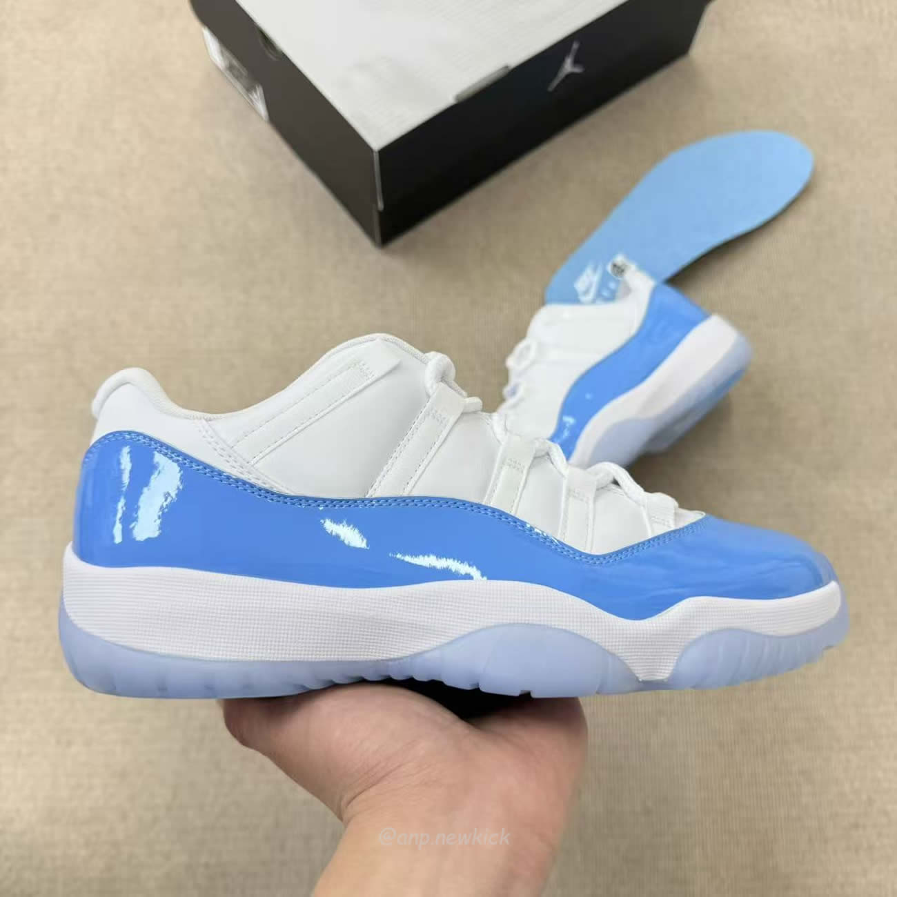 Air Jordan 11 Low University Blue Fv5104 100 (9) - www.newkick.vip