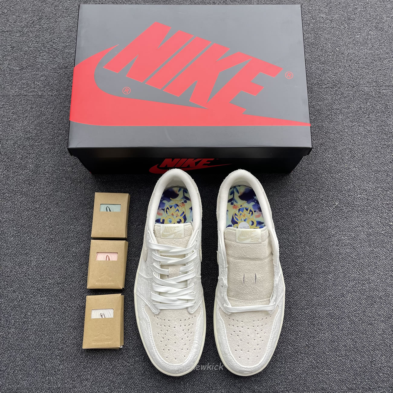 Air Jordan 1 Retro Low Og Chris Paul Fz0455 200 (14) - www.newkick.vip