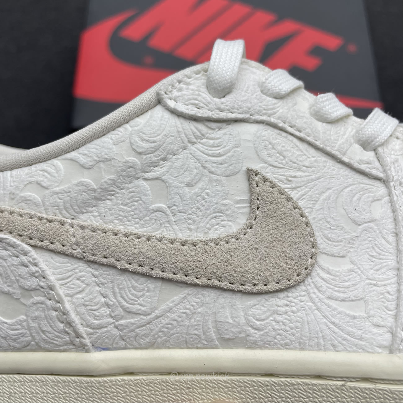 Air Jordan 1 Retro Low Og Chris Paul Fz0455 200 (6) - www.newkick.vip