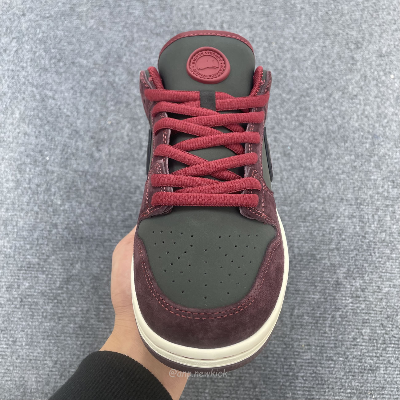 Nike Sb Dunk Low X Riot Skateshop Fz1289 200 (4) - www.newkick.vip