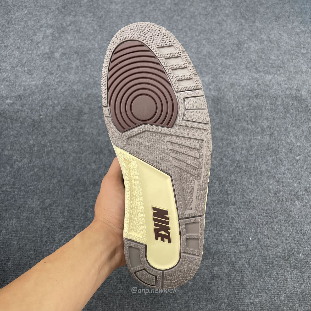 Air Jordan 3 Retro Og Sp A Ma Maniére Black Violet Ore Womens Fz4811 001 (7) - www.newkick.vip