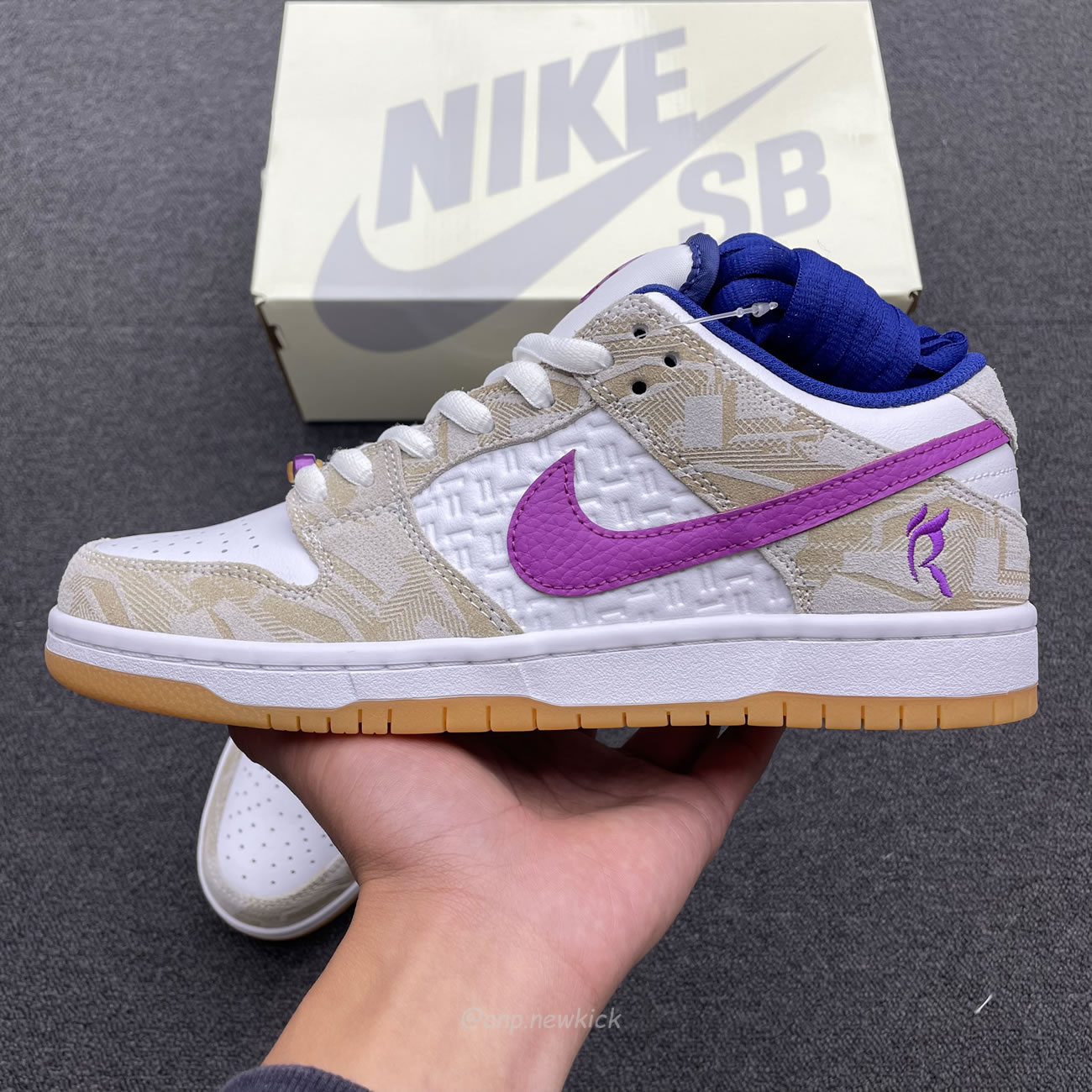 Nike Sb Dunk Low X Rayssa Leal Fz5251 001 (2) - www.newkick.vip