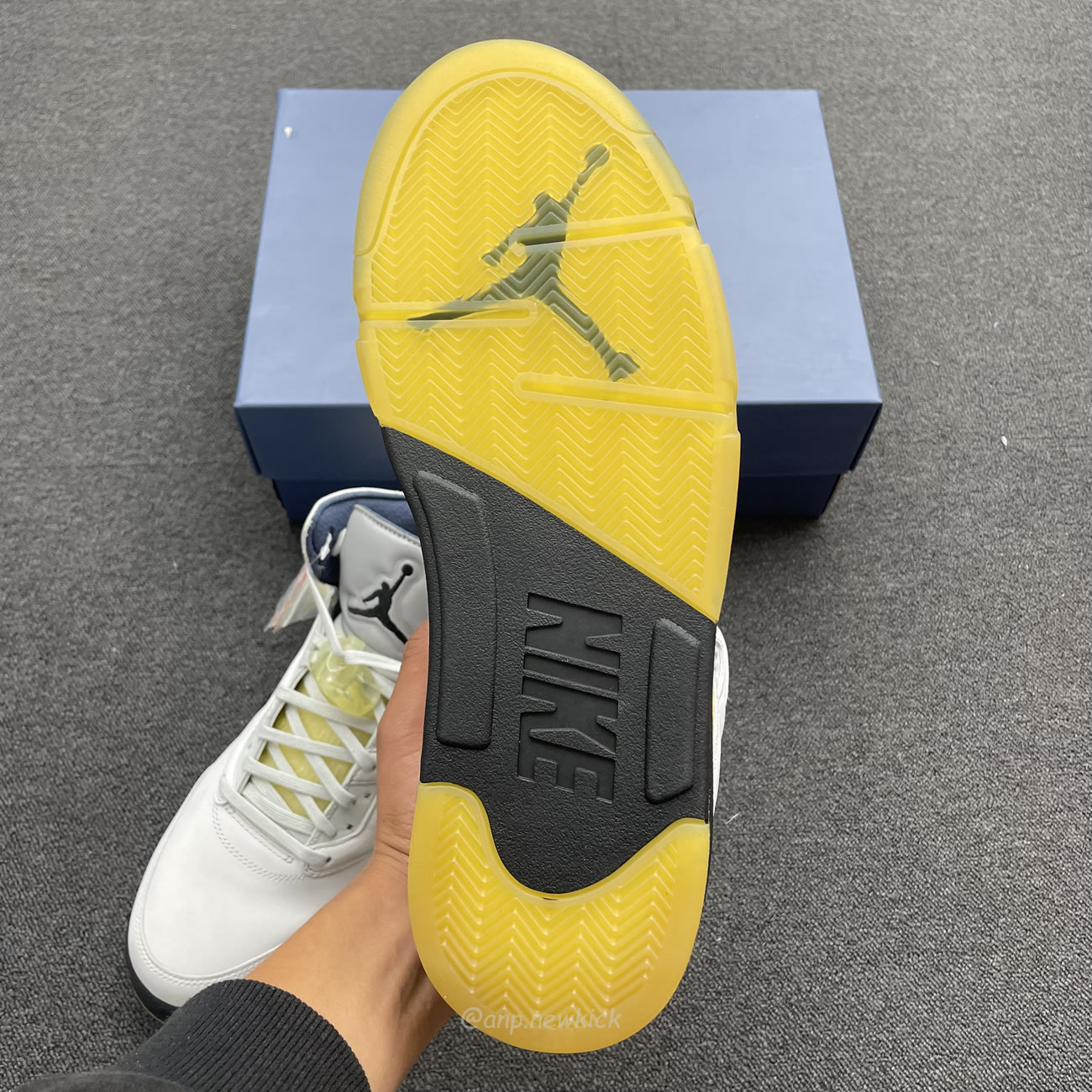 Air Jordan 5 Retro A Ma Maniére Dawn Womens Fz5758 004 (2) - www.newkick.vip