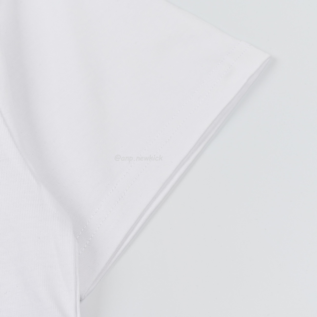 Fendi Pentagonal F Embroidered Flocked Round Neck Short Sleeved T Shirt (10) - www.newkick.vip