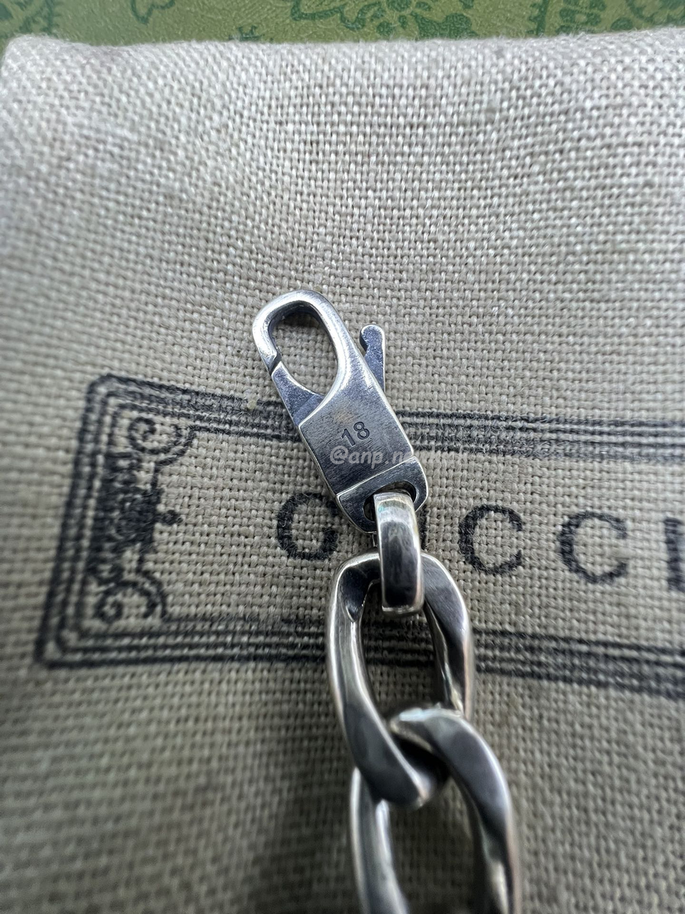 Gucci Enamel Logo Blue Silver Bracelet Guc169645 (5) - www.newkick.vip