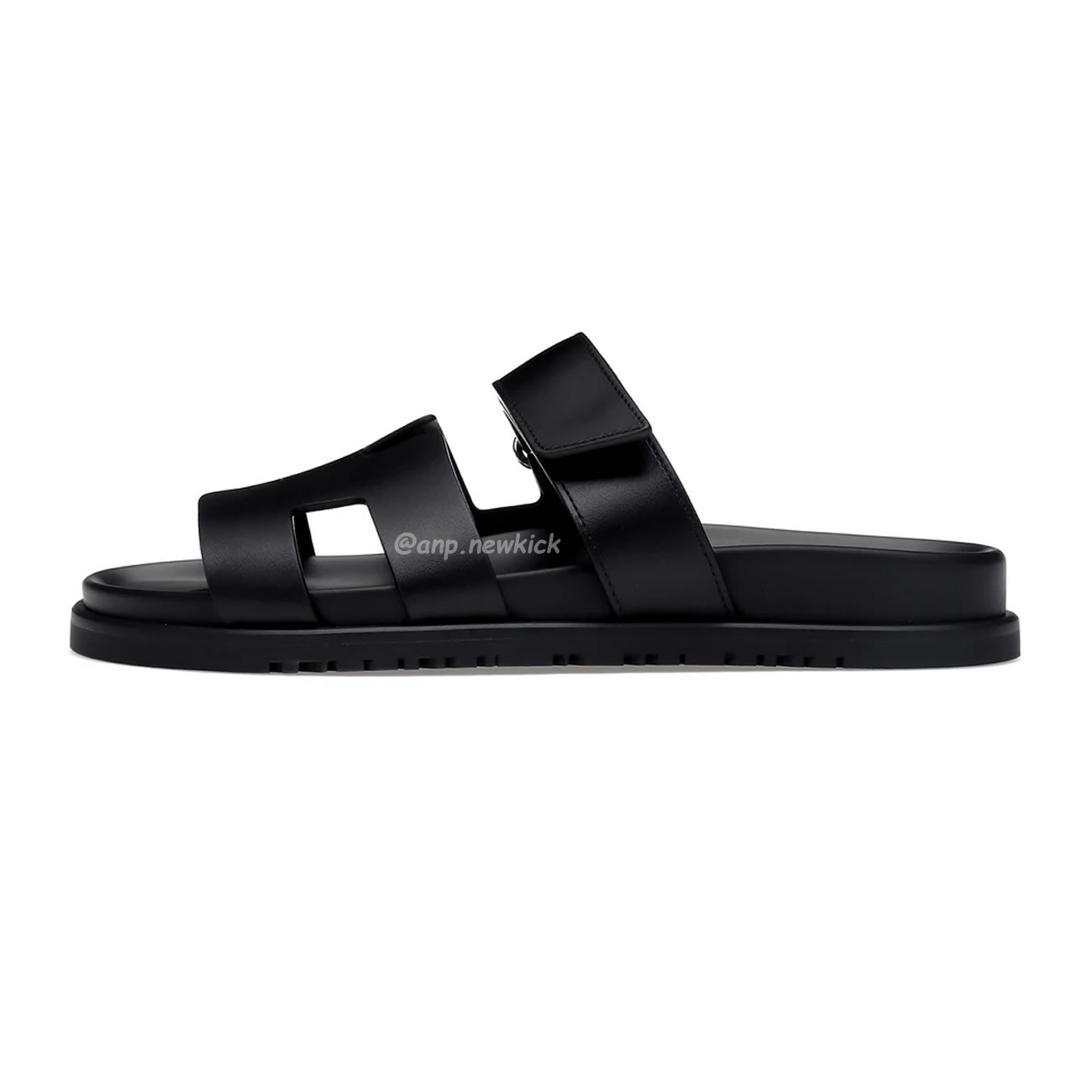 Hermes Chypre Sandal Noir Calfskin Leather H211865z (1) - www.newkick.vip Hermes Chypre Sandal Noir Calfskin Leather H211865z (1) - www.newkick.vip