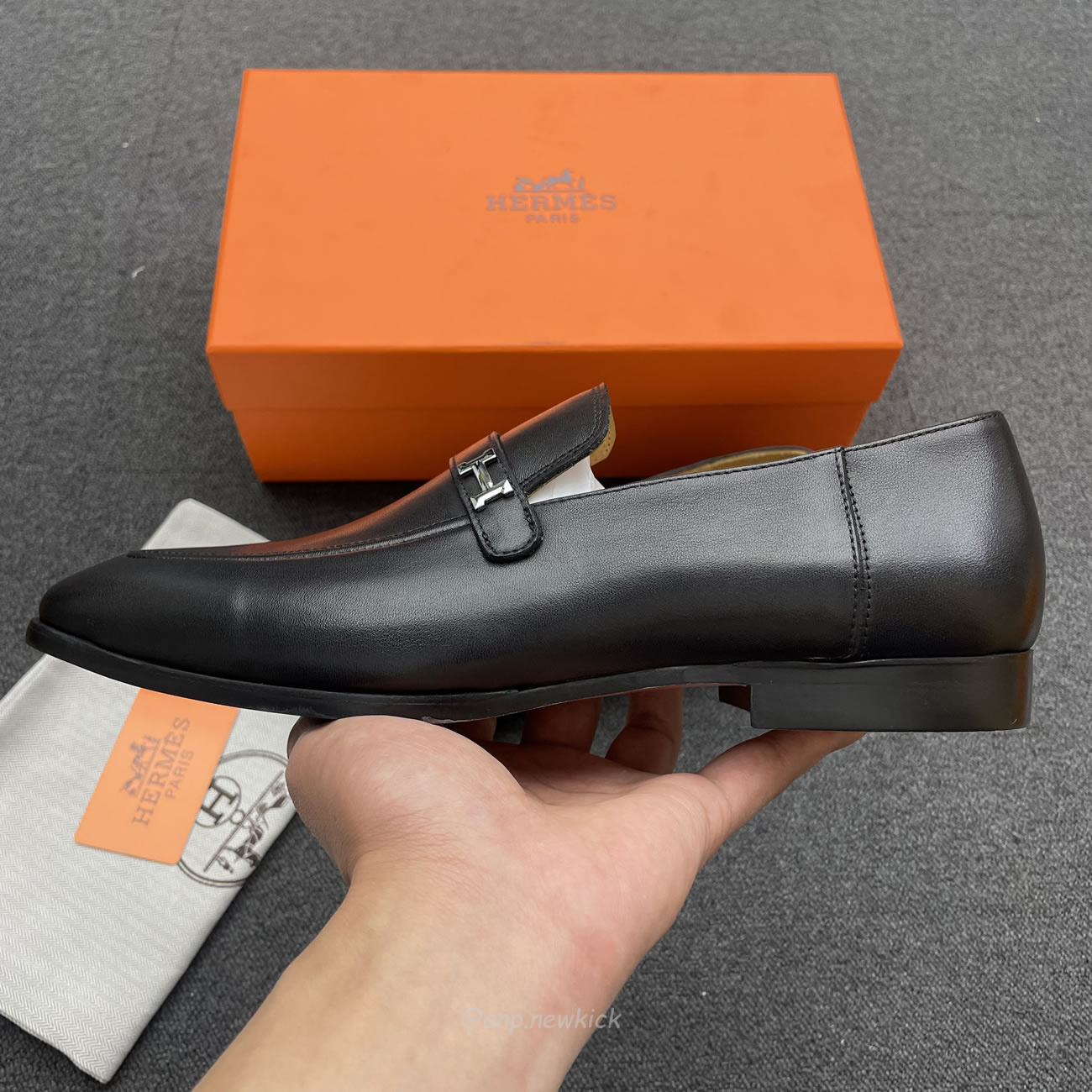 Hermes Goatskin Mens Giovanni Loafer Black (2) - www.newkick.vip Hermes Goatskin Mens Giovanni Loafer Black (2) - www.newkick.vip