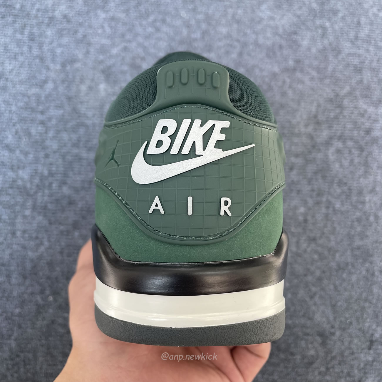 Air Jordan 4 Rm Sp Nigel Sylvester Grandmas Driveway Hf4334 300 (3) - www.newkick.vip Air Jordan 4 Rm Sp Nigel Sylvester Grandmas Driveway Hf4334 300 (3) - www.newkick.vip