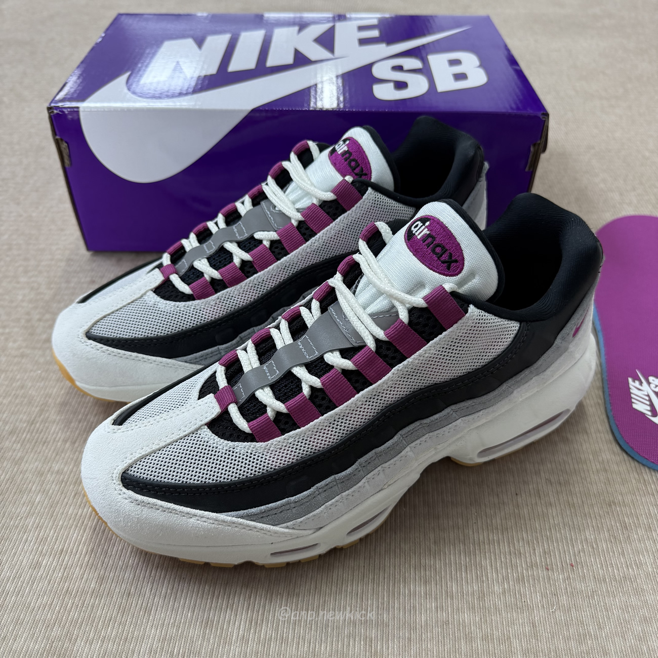 Nike Air Max 95 Sb Cactus Flower Hf7545 100 (2) - www.newkick.vip