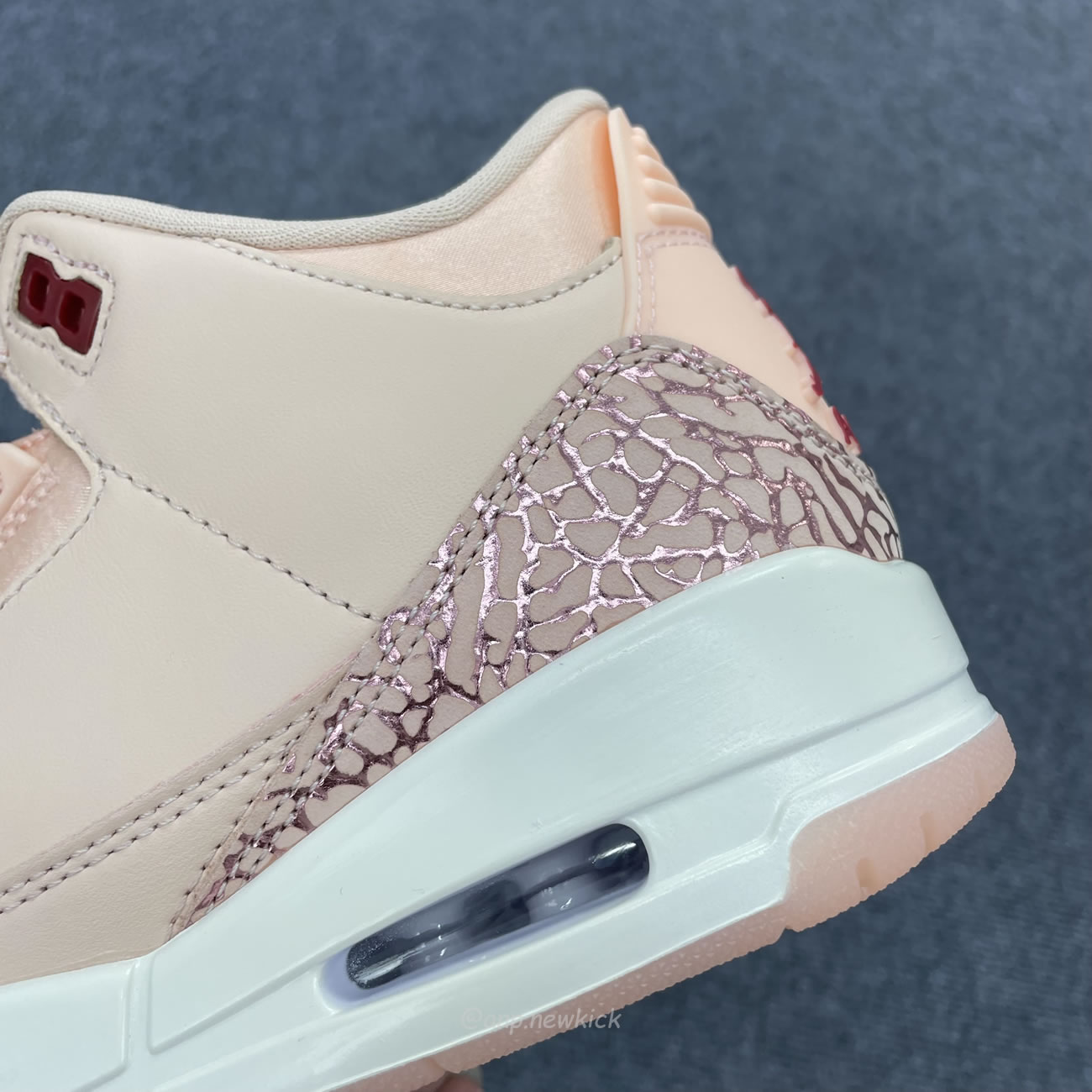 Air Jordan 3 Retro Valentines Day Hj0178 600 (5) - www.newkick.vip Air Jordan 3 Retro Valentines Day Hj0178 600 (5) - www.newkick.vip