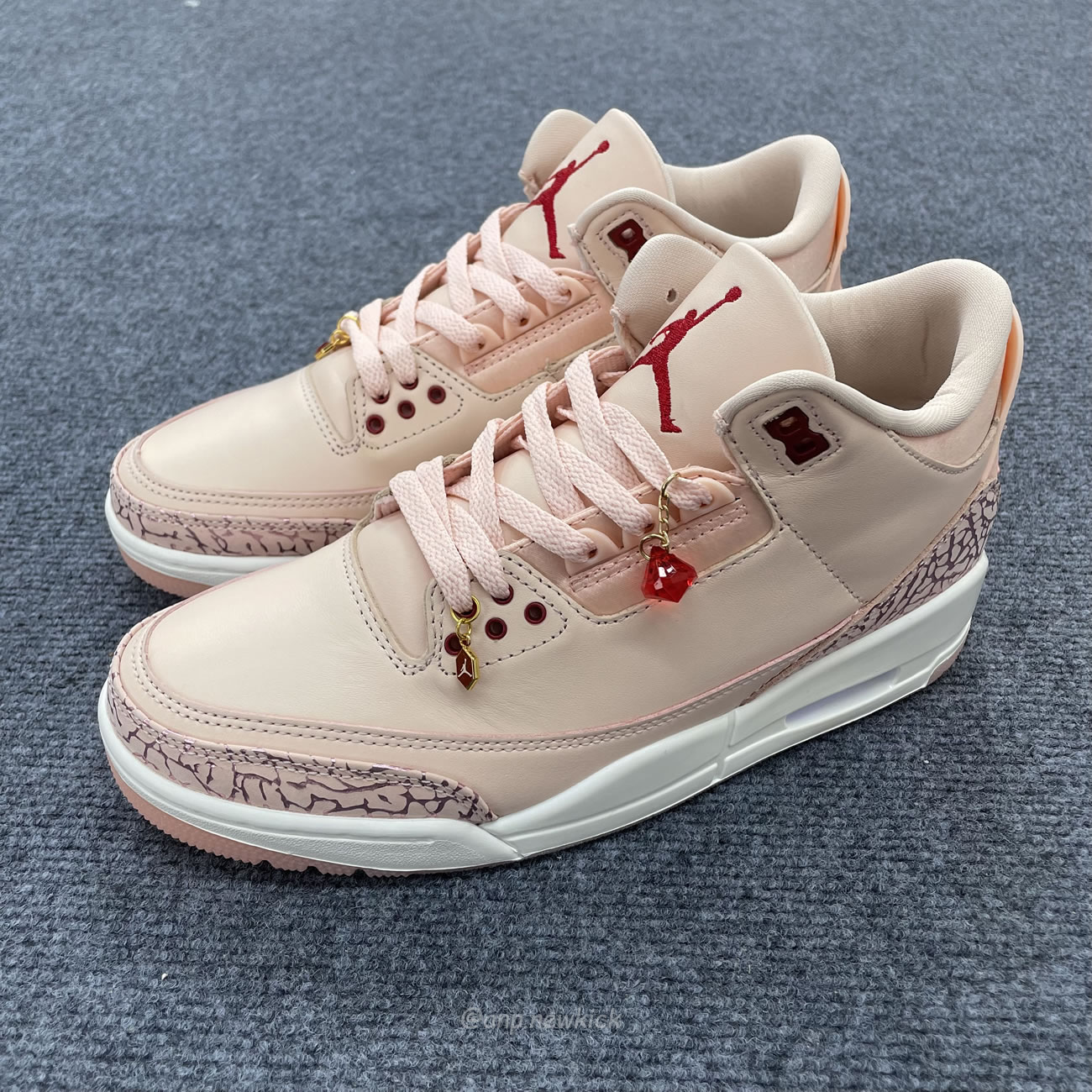 Air Jordan 3 Retro Valentines Day Hj0178 600 (6) - www.newkick.vip Air Jordan 3 Retro Valentines Day Hj0178 600 (6) - www.newkick.vip