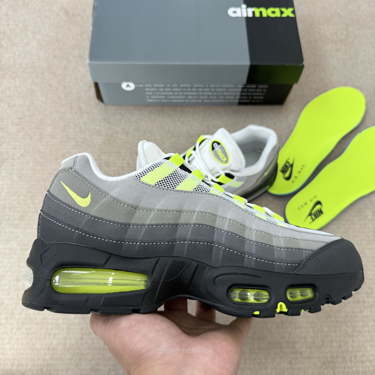 Nike Air Max 95 Og Big Bubble Neon 2025 Hm4740 001 (3) - www.newkick.vip