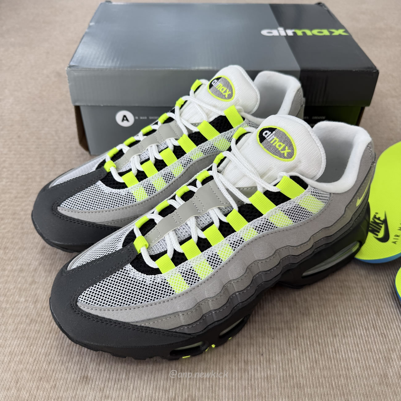 Nike Air Max 95 Og Big Bubble Neon 2025 Hm4740 001 (5) - www.newkick.vip