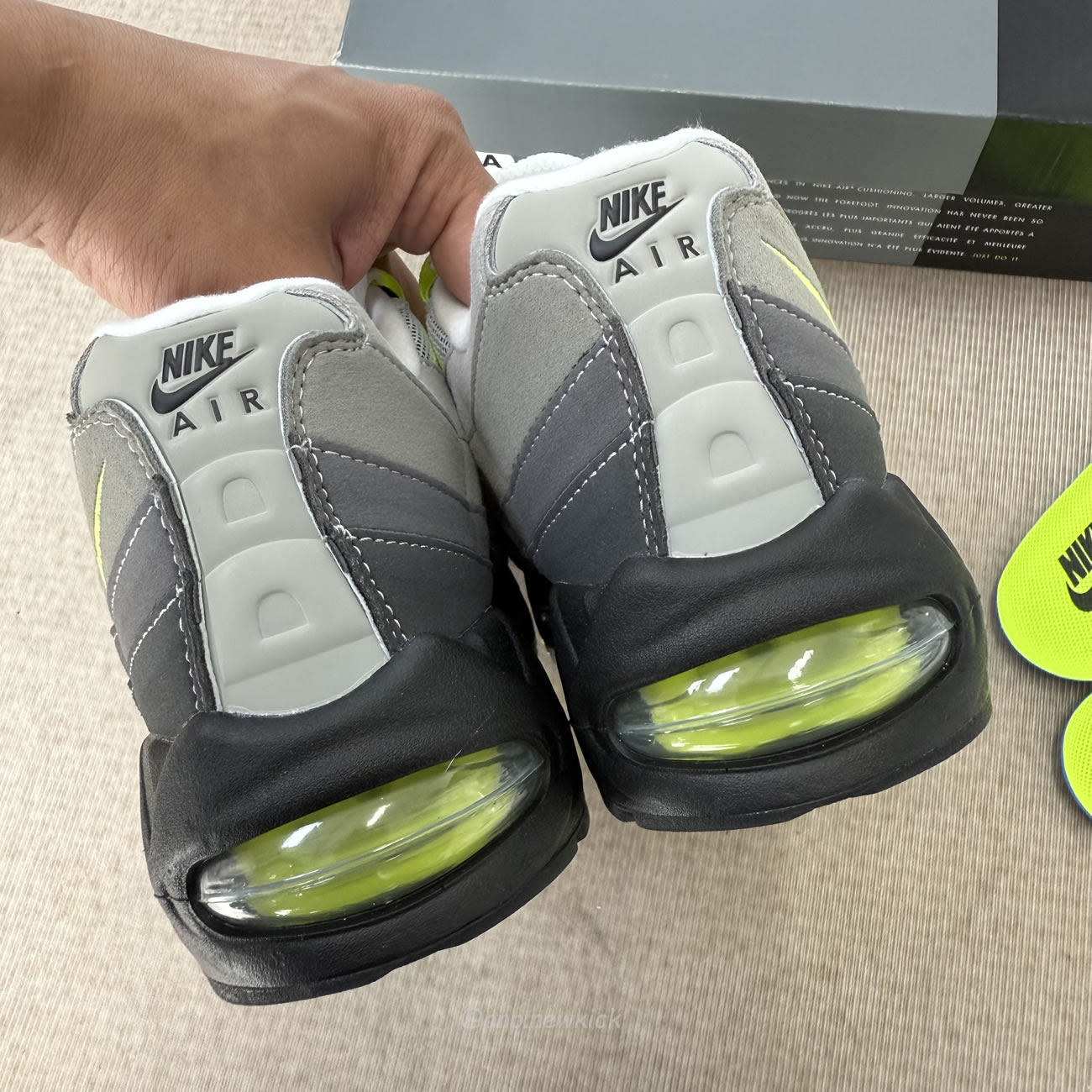 Nike Air Max 95 Og Big Bubble Neon 2025 Hm4740 001 (6) - www.newkick.vip