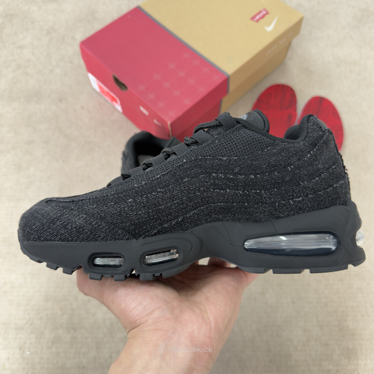 Nike Air Max 95 Og Levis Black Hm4743 001 (10) - www.newkick.vip Nike Air Max 95 Og Levis Black Hm4743 001 (10) - www.newkick.vip