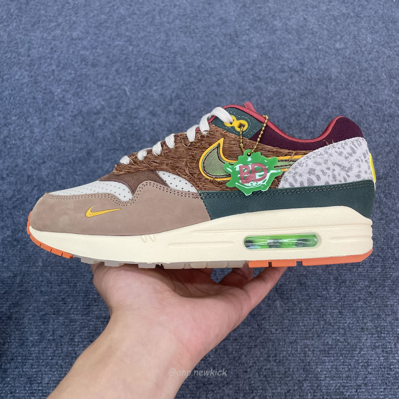 Nike Air Max 1 87 Luxe Premium University Of Oregon Pe 2024 Numbered Hq2639 100 (3) - www.newkick.vip