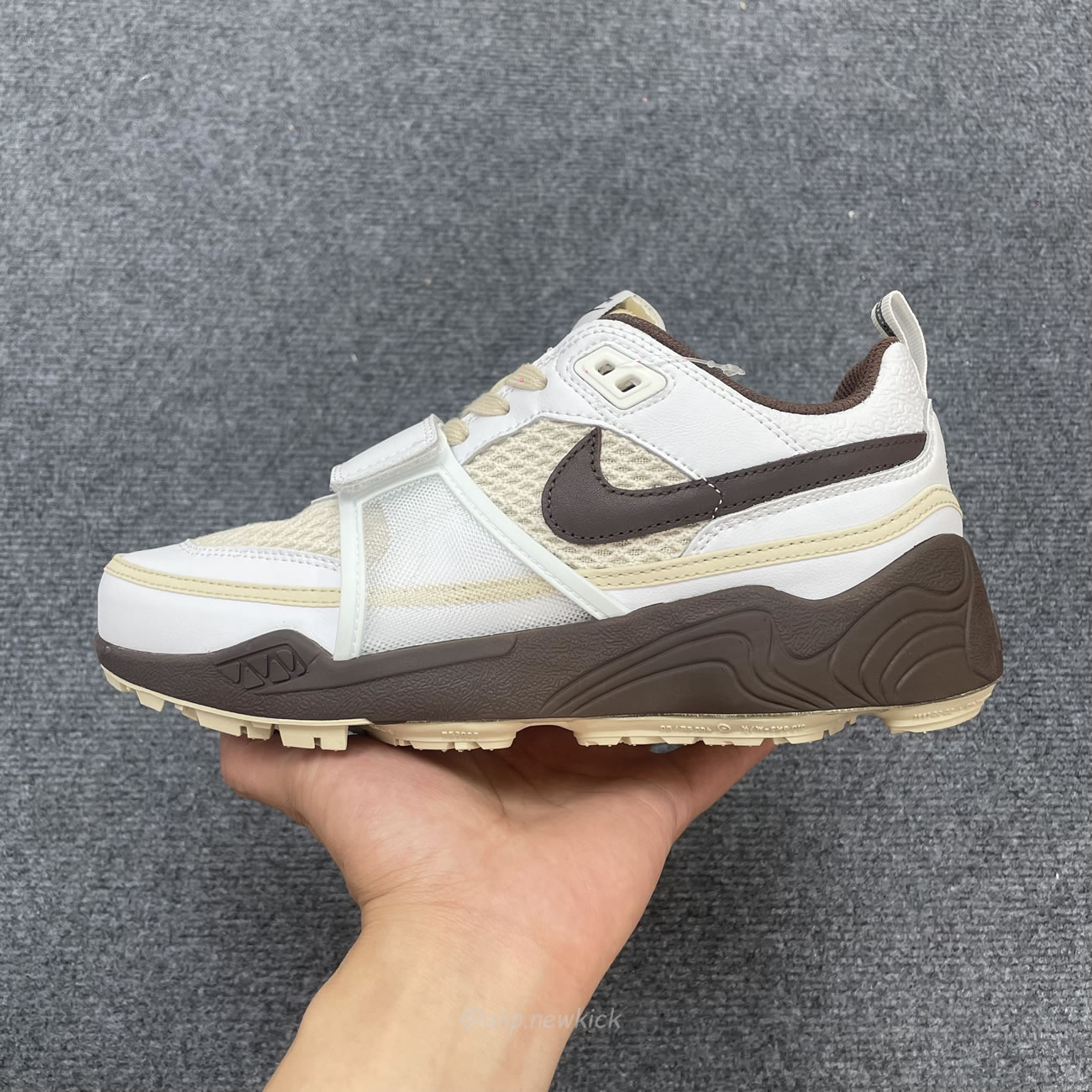 Nike Zoom Field Jaxx Travis Scott Light Chocolate Hq3073 100 (5) - www.newkick.vip