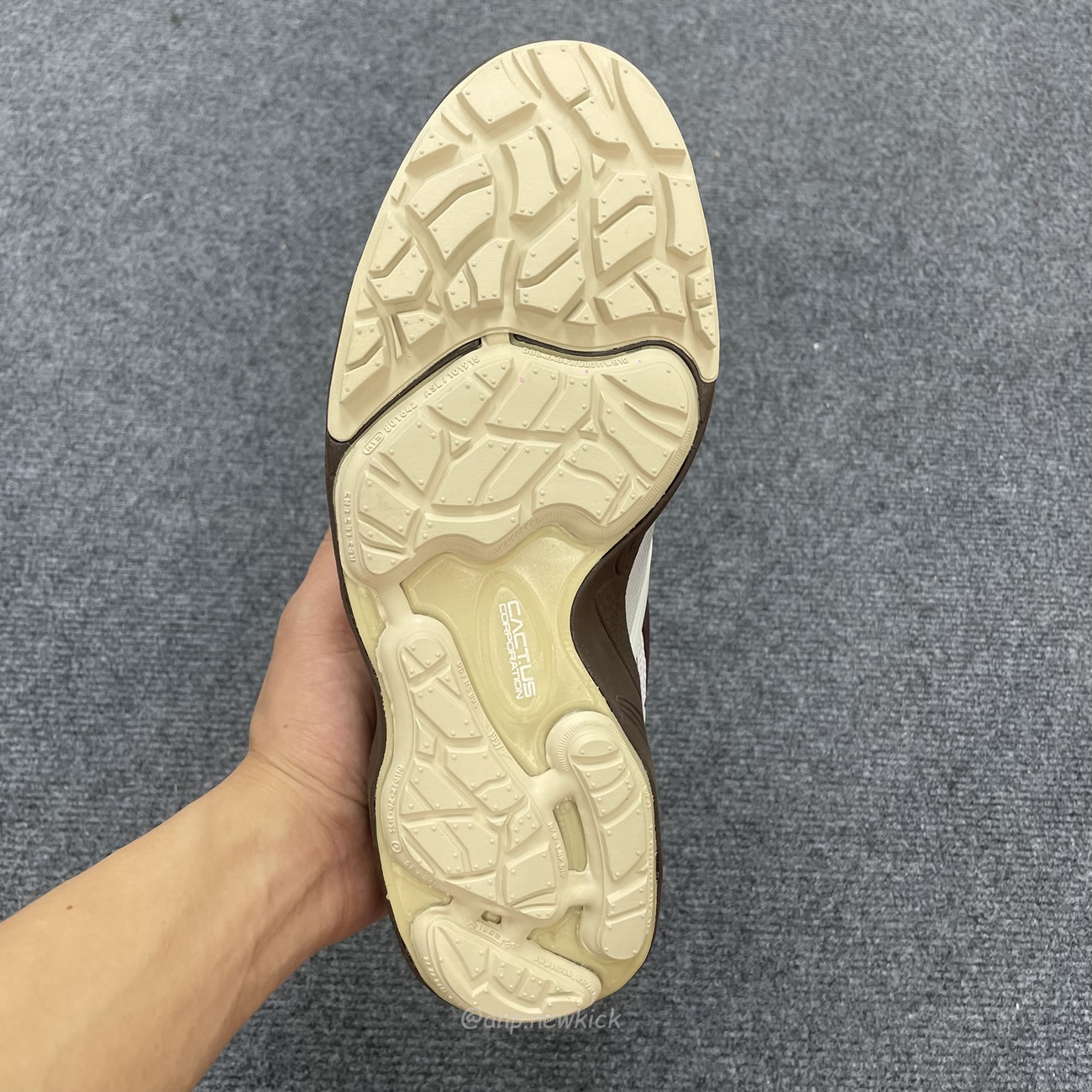 Nike Zoom Field Jaxx Travis Scott Light Chocolate Hq3073 100 (6) - www.newkick.vip