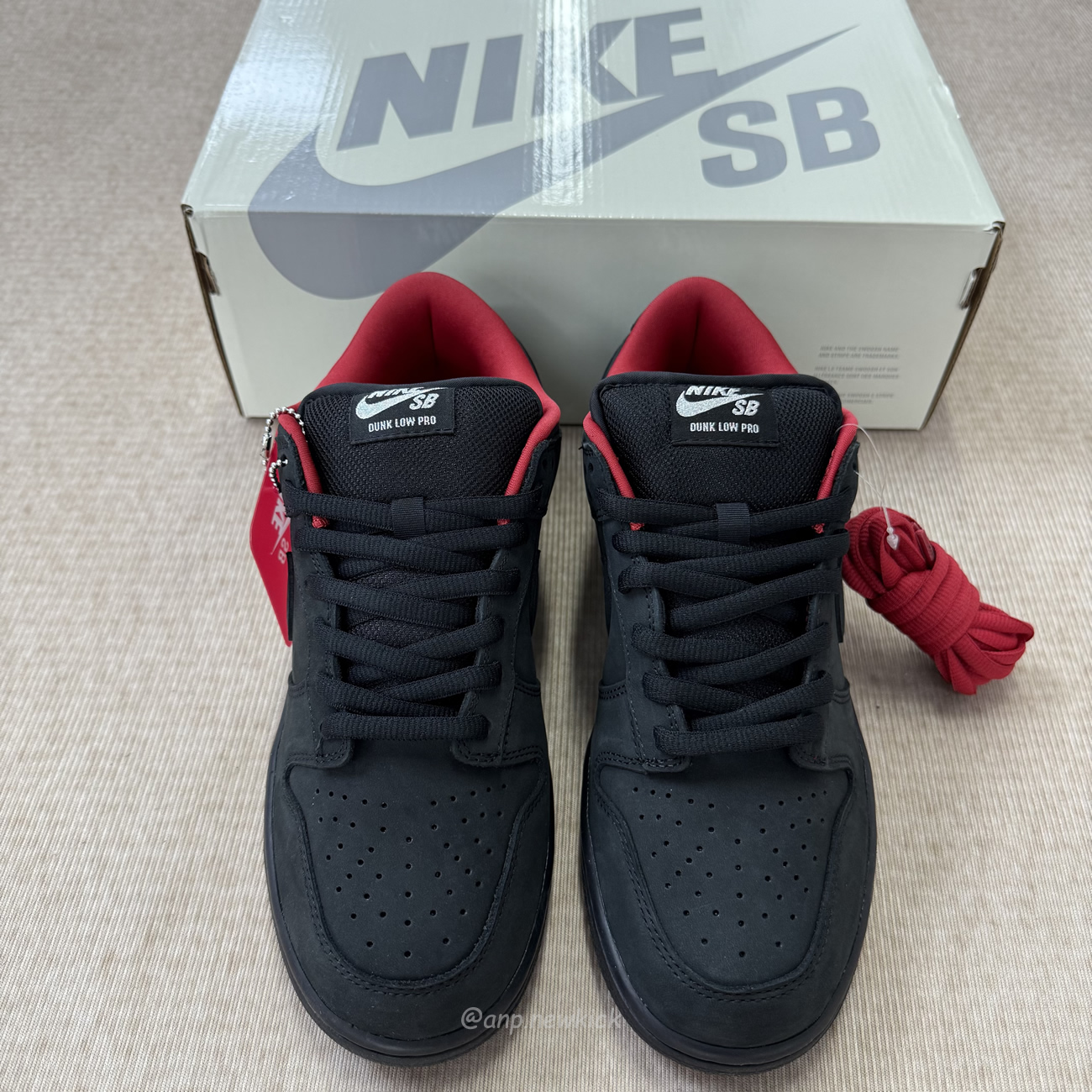 Nike Sb Dunk Low Supreme 94 Black Hq8487 001 (10) - www.newkick.vip Nike Sb Dunk Low Supreme 94 Black Hq8487 001 (10) - www.newkick.vip
