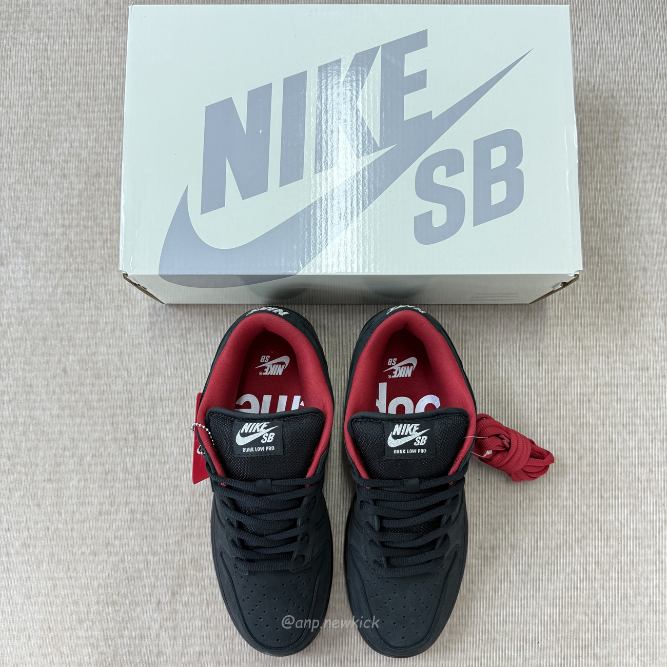 Nike Sb Dunk Low Supreme 94 Black Hq8487 001 (9) - www.newkick.vip