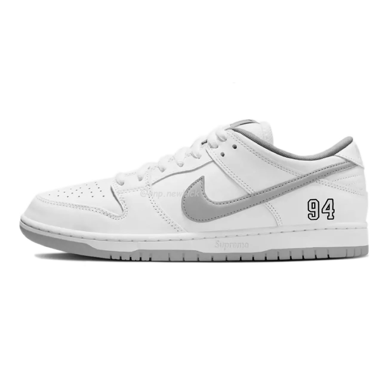 Nike Sb Dunk Low Supreme 94 White Metallic Silver Hq8487 100 (1) - www.newkick.vip