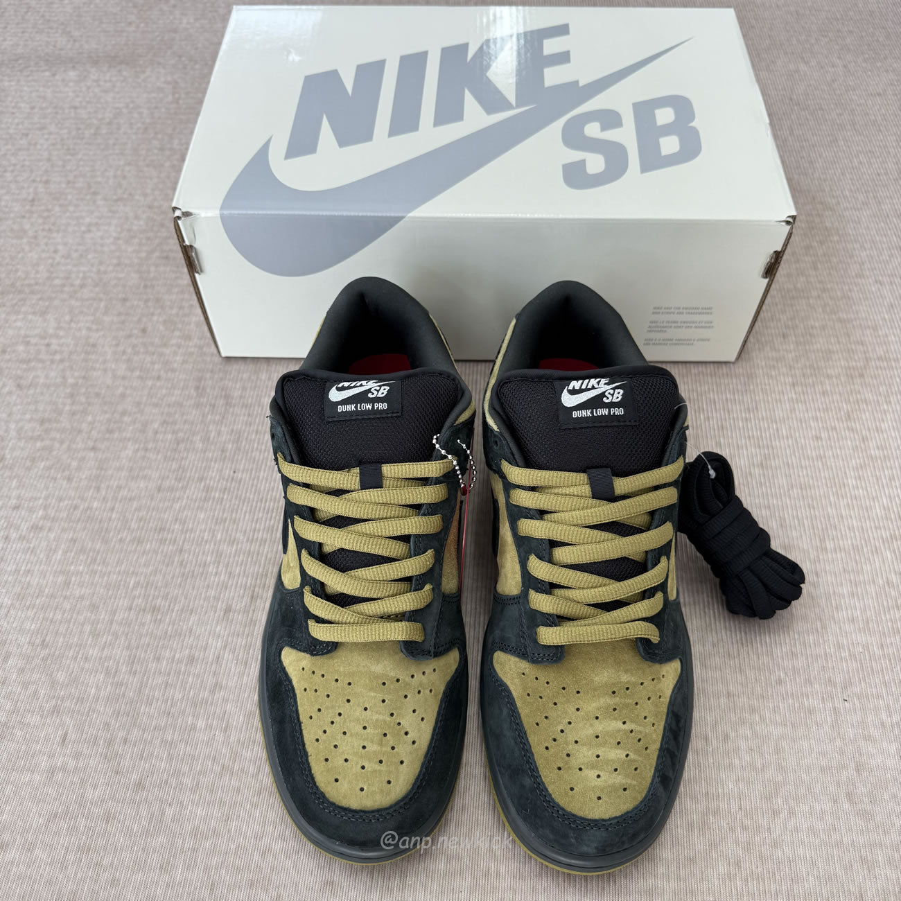 Nike Sb Dunk Low Supreme 94 Camper Green Hq8487 300 (2) - www.newkick.vip