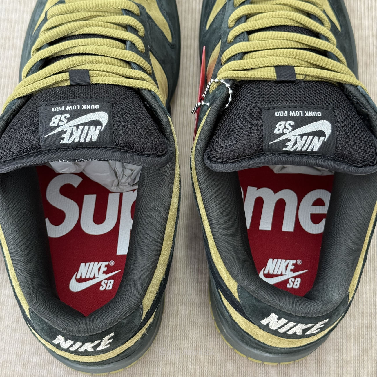 Nike Sb Dunk Low Supreme 94 Camper Green Hq8487 300 (5) - www.newkick.vip