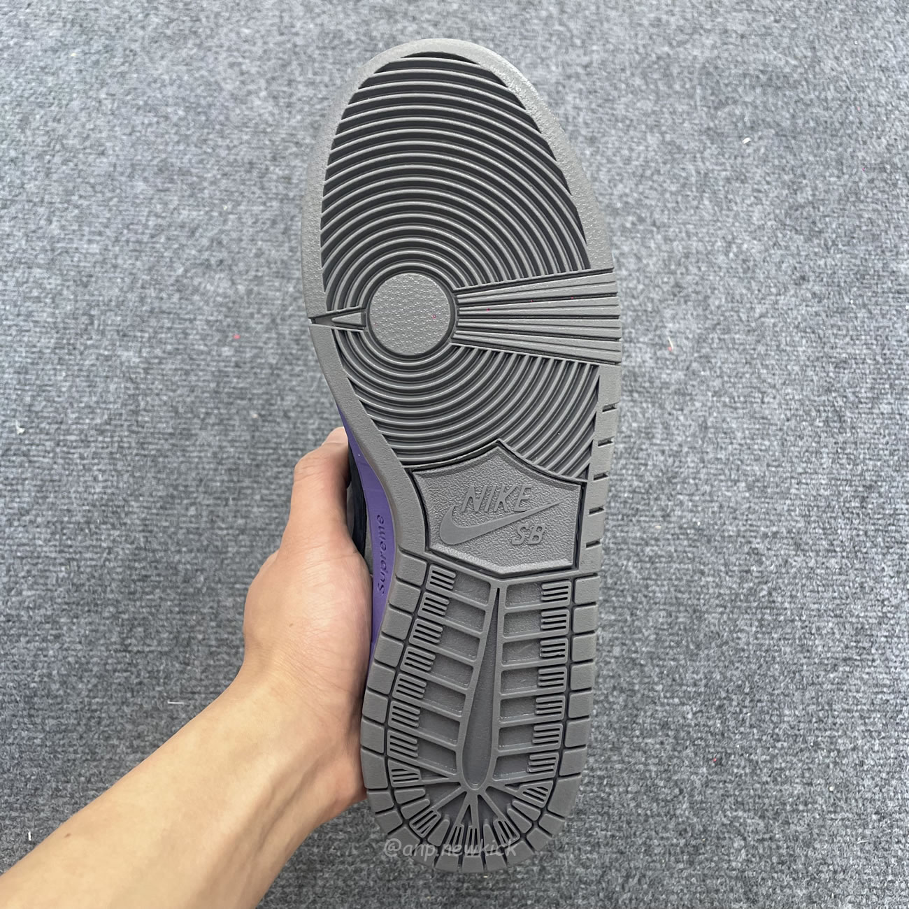 Nike Sb Dunk Low Supreme 94 Ink Hq8487 500 (9) - www.newkick.vip