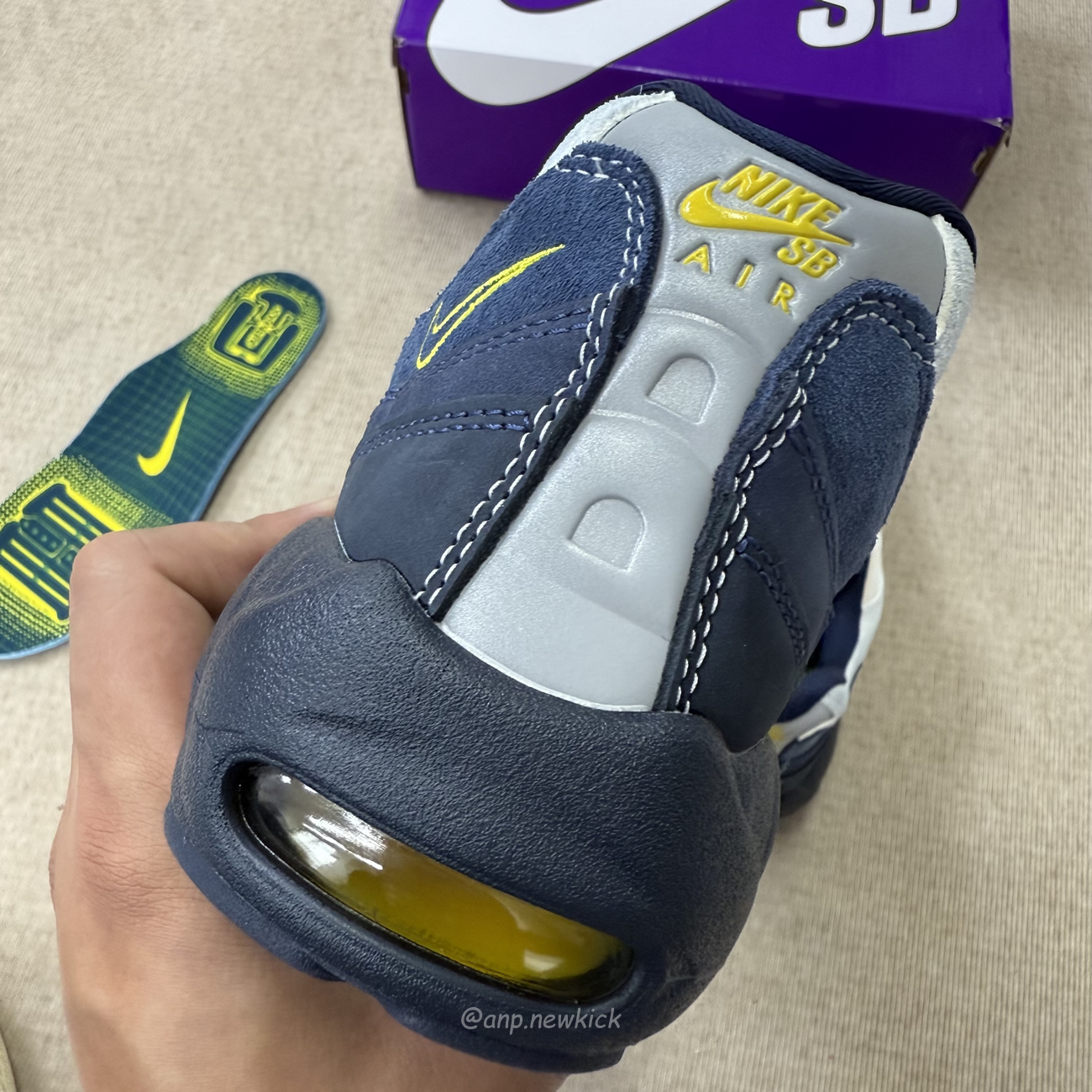 Nike Air Max 95 Sb Eric Koston Obsidian Speed Yellow Hq8492 400 (5) - www.newkick.vip