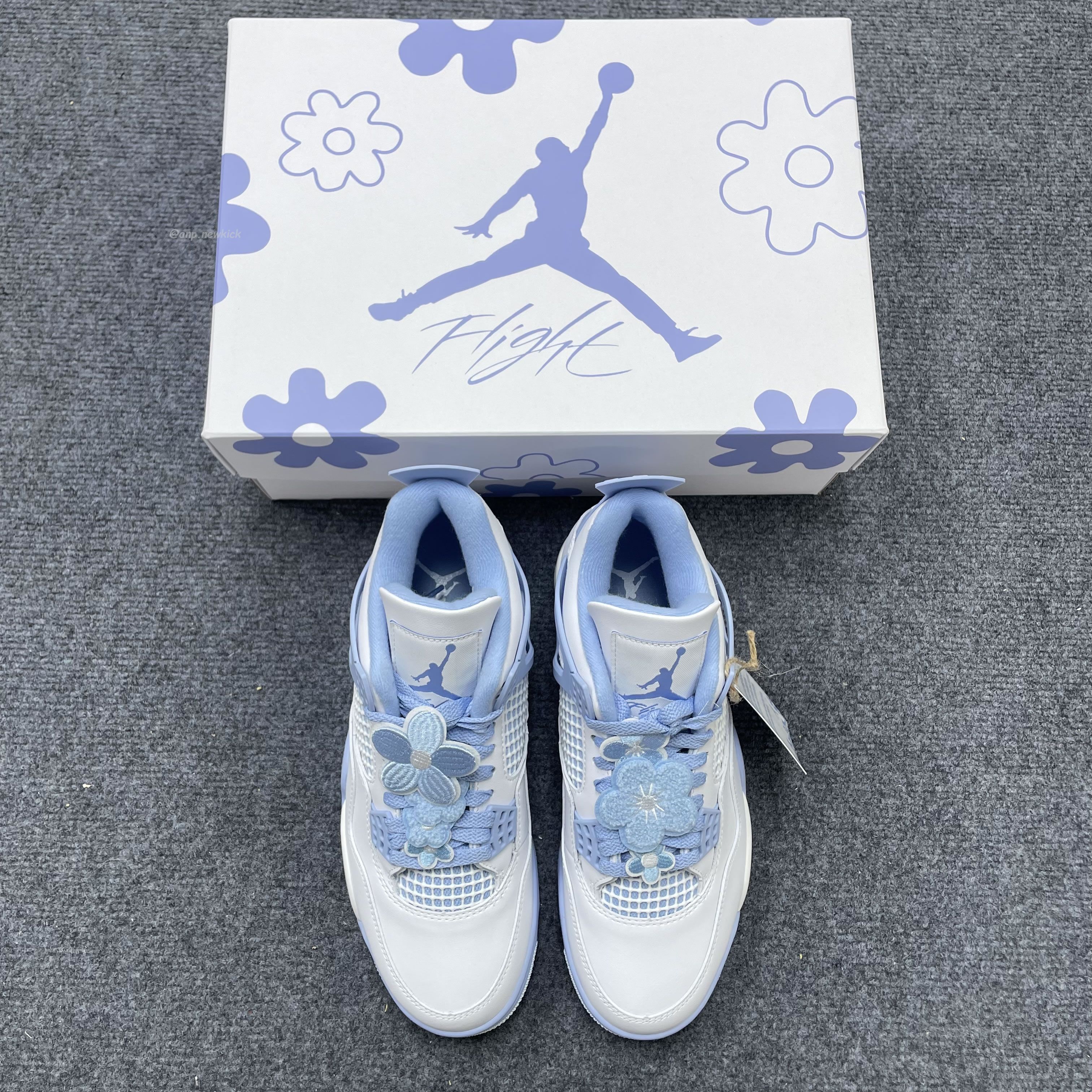 Air Jordan 4 Retro Forget Me Not Hv0823 100 (2) - www.newkick.vip Air Jordan 4 Retro Forget Me Not Hv0823 100 (2) - www.newkick.vip