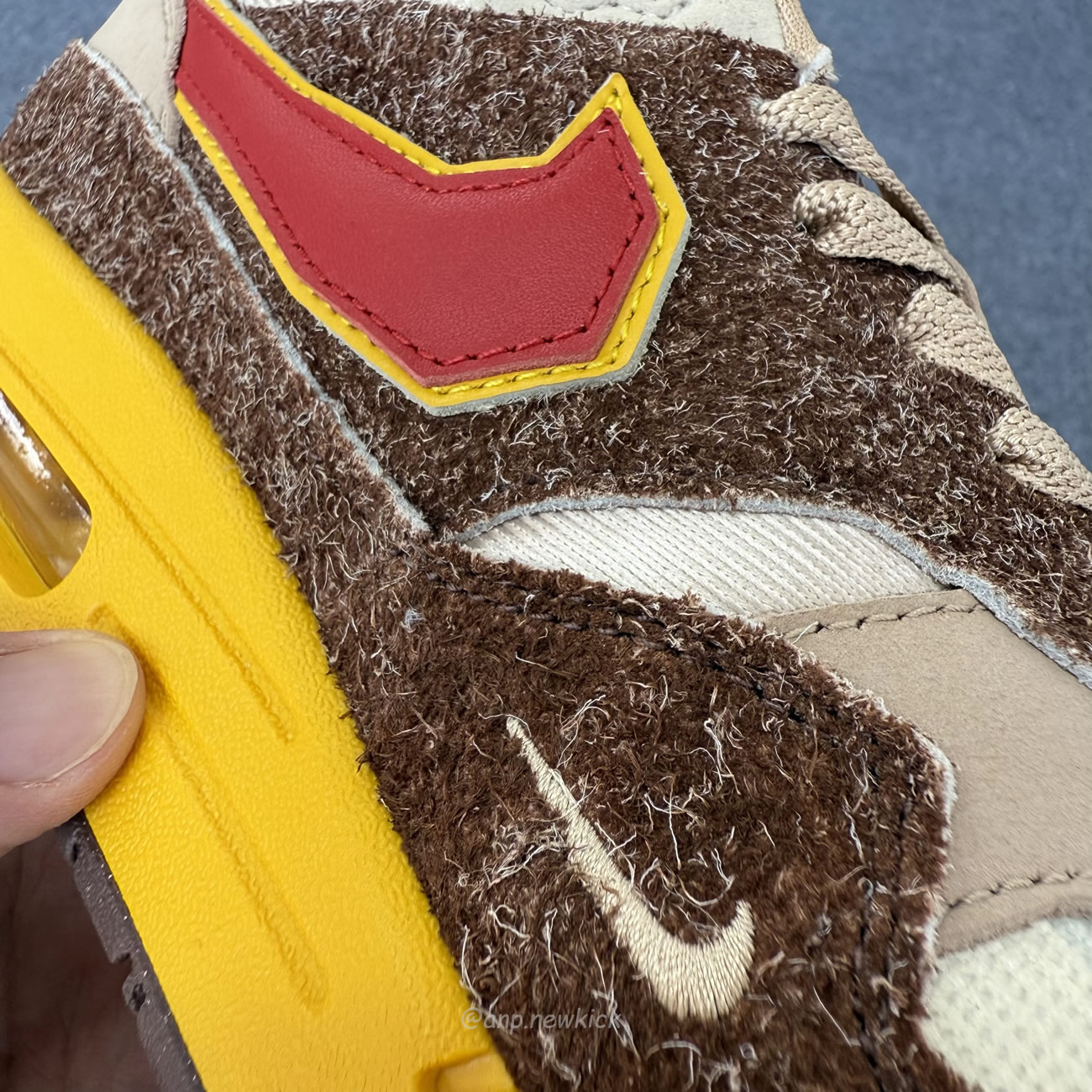 Nike Air Max 1 .swoosh Low Poly Big Head Origins Hv5776 200 (11) - www.newkick.vip Nike Air Max 1 .swoosh Low Poly Big Head Origins Hv5776 200 (11) - www.newkick.vip