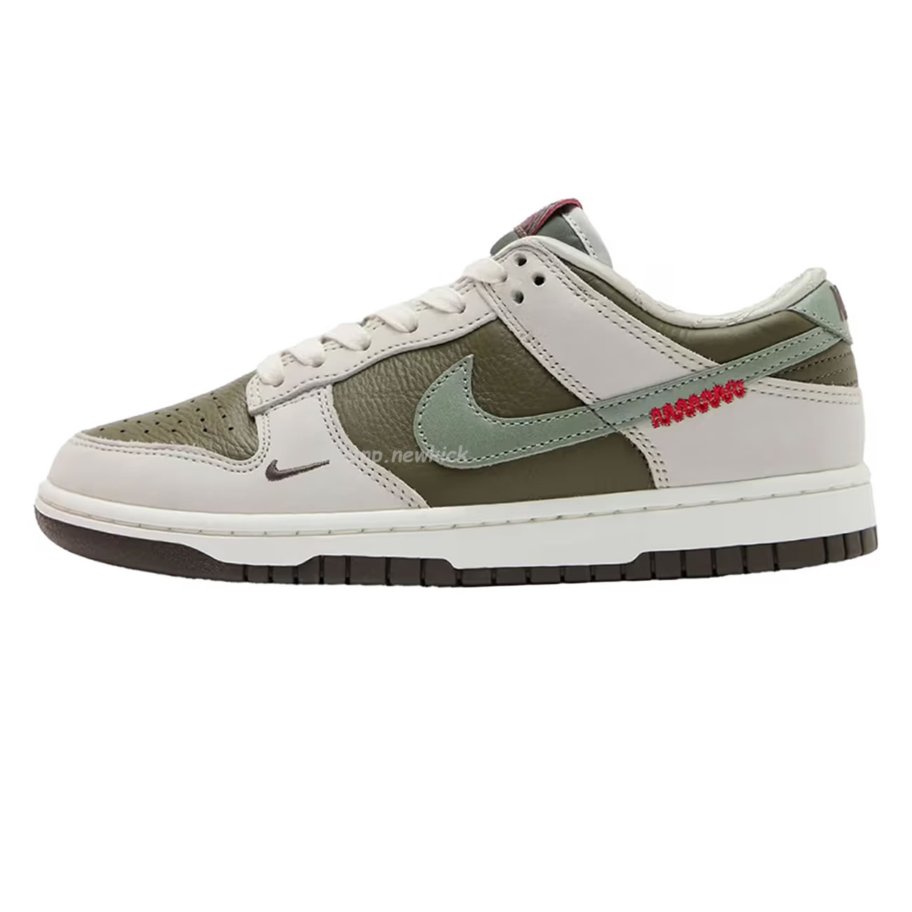 Nike Dunk Low Year Of The Snake Hv5980 231 (1) - www.newkick.vip Nike Dunk Low Year Of The Snake Hv5980 231 (1) - www.newkick.vip