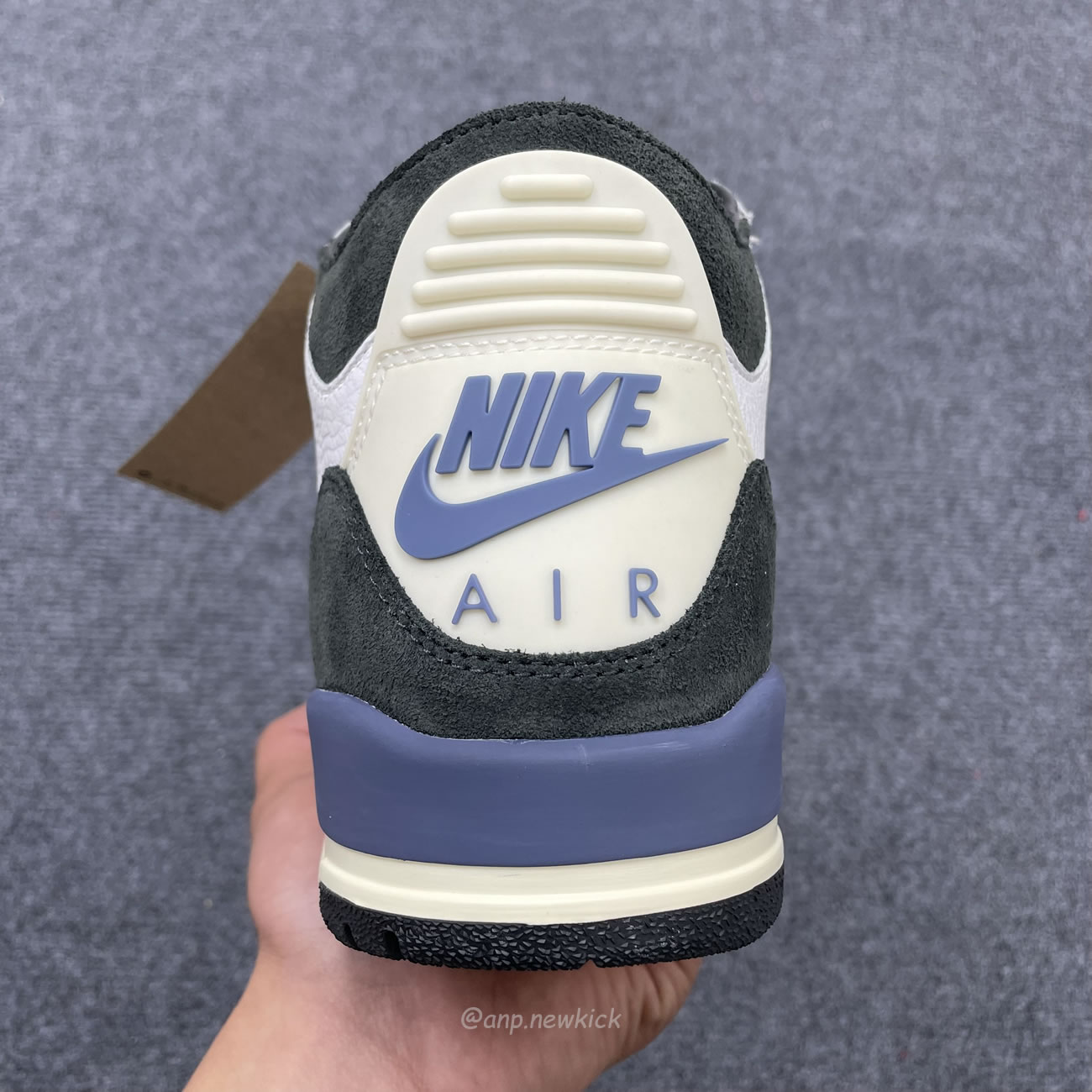 Air Jordan 3 Retro Og Sp A Ma Maniére Diffused Blue Hv8571 100 (11) - www.newkick.vip Air Jordan 3 Retro Og Sp A Ma Maniére Diffused Blue Hv8571 100 (11) - www.newkick.vip