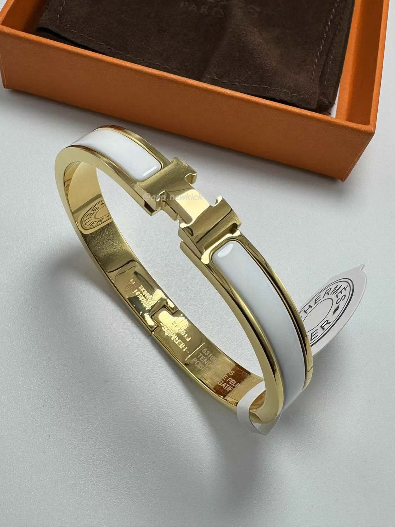 Hermès Clic H Bracelet (10) - www.newkick.vip
