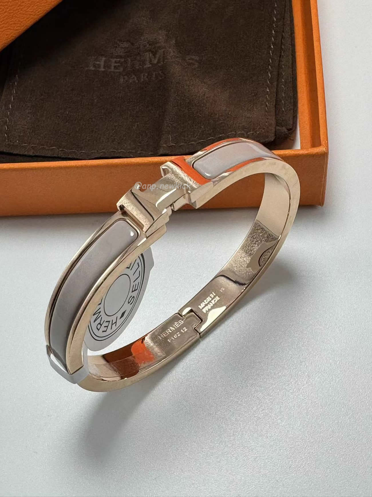 Hermès Clic H Bracelet (15) - www.newkick.vip