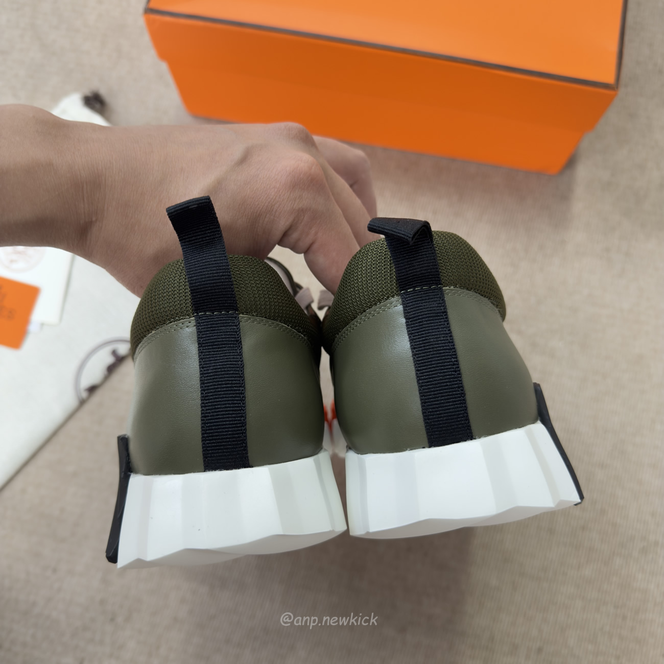 Hermes Bouncing Sneaker Matcha Blanc (3) - www.newkick.vip Hermes Bouncing Sneaker Matcha Blanc (3) - www.newkick.vip