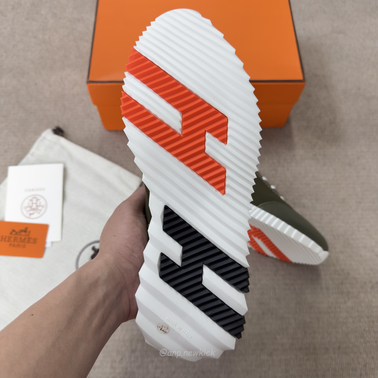 Hermes Bouncing Sneaker Matcha Blanc (7) - www.newkick.vip Hermes Bouncing Sneaker Matcha Blanc (7) - www.newkick.vip