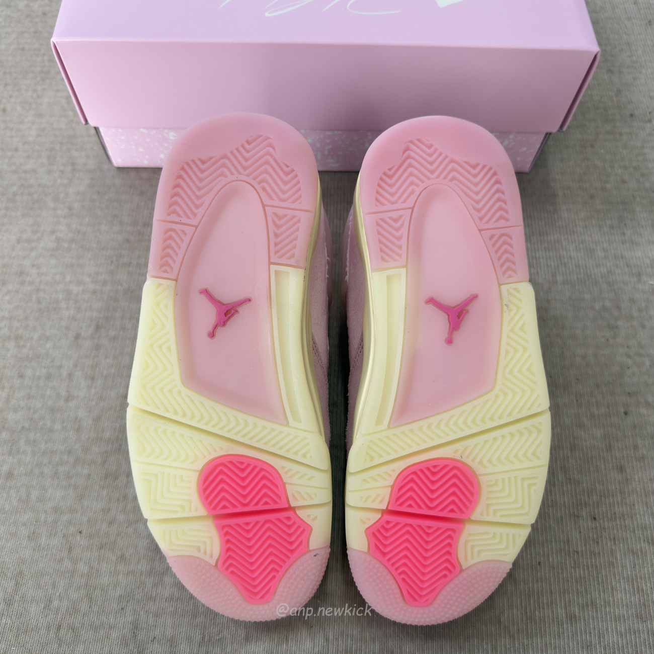 Air Jordan 4 Retro Iced Carmine Womens Ib6716 600 (3) - www.newkick.vip