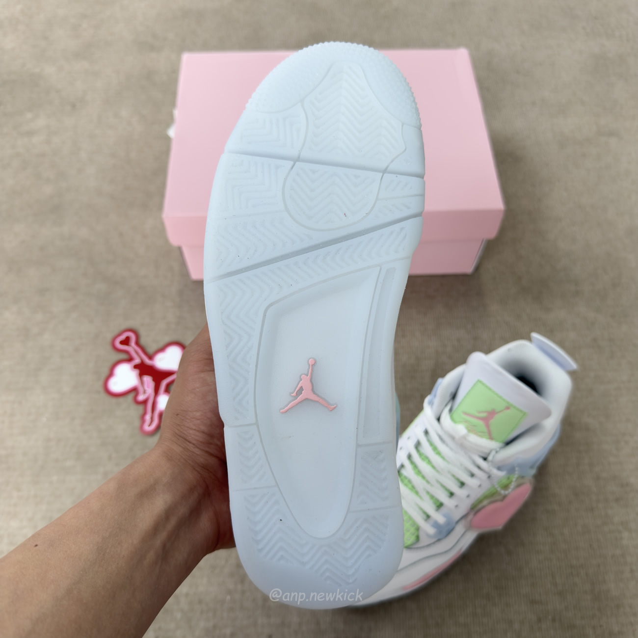 Air Jordan 4 Retro Valentines Day 2026 Ib7068 100 (2) - www.newkick.vip