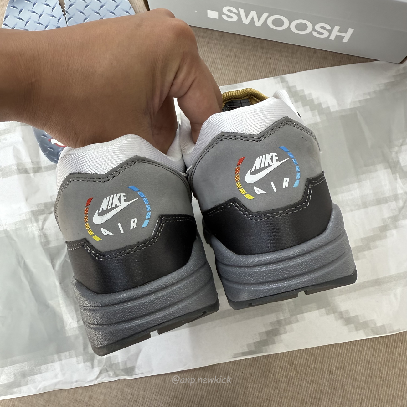 Nike Air Max 1 Swoosh Low Poly Big Head Mode Ib9898 001 (6) - www.newkick.vip